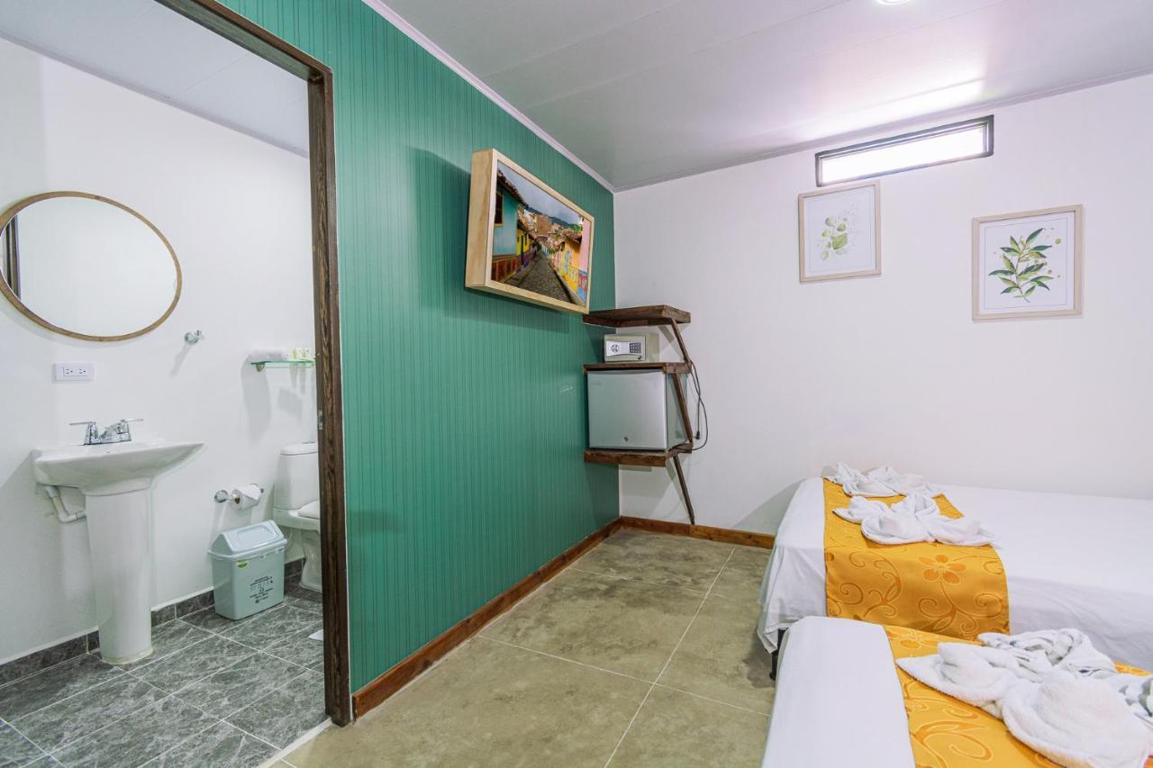 Nomada Hotel Guatapé Esterno foto