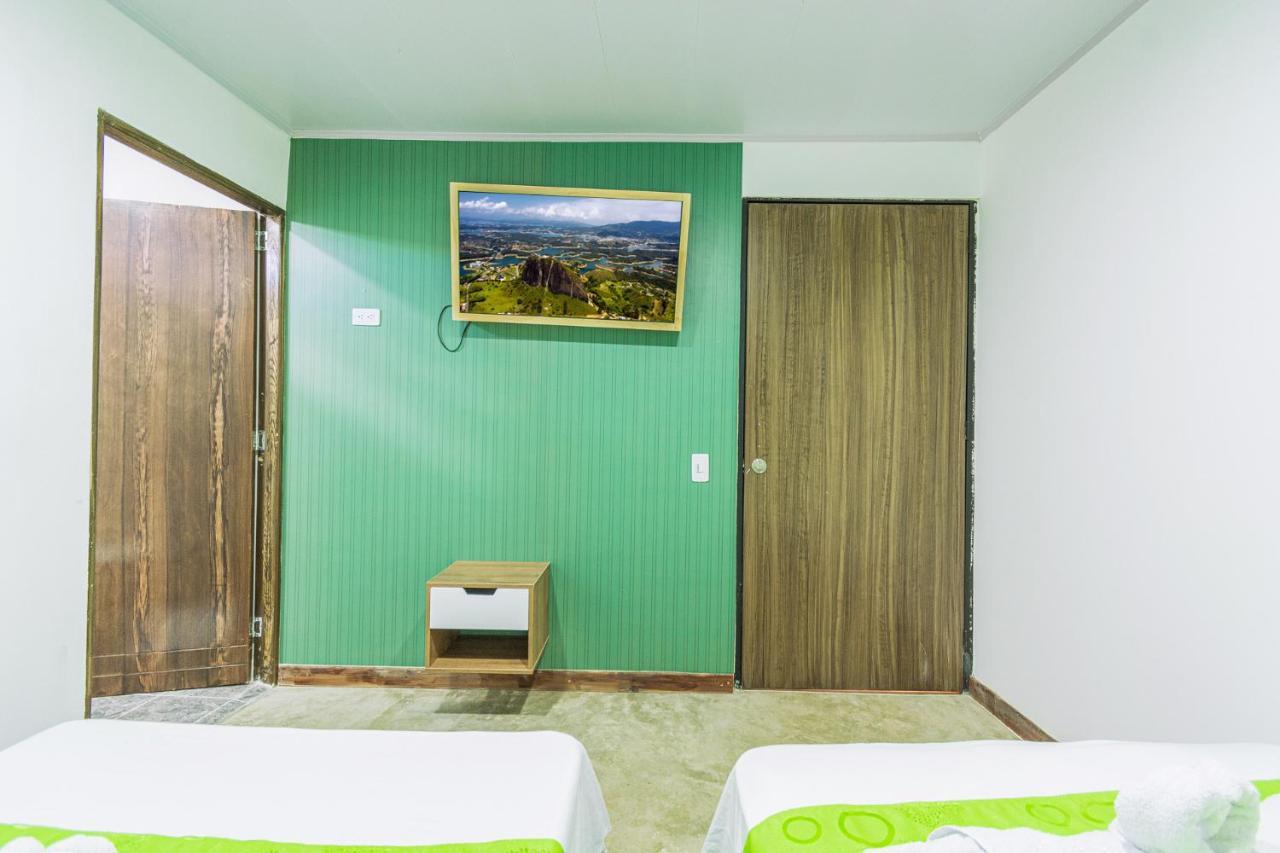 Nomada Hotel Guatapé Esterno foto